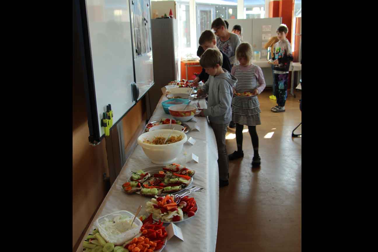 Frühstück mit Gästen